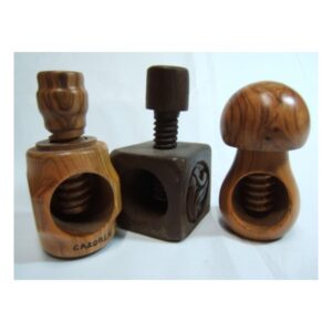 CASCA NUECES DE MADERA DE OLIVO